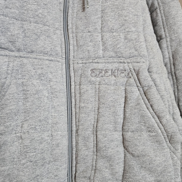 Ezekiel Black Label Edition Mens Quilted Gray Zip Up Hoodie Satin Lined size Med - Picture 8 of 8